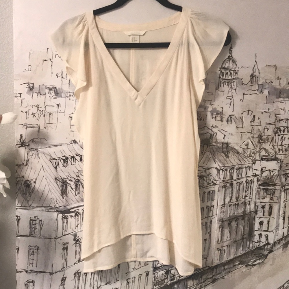 H&M Crepe Flutter Sleeve Blouse
